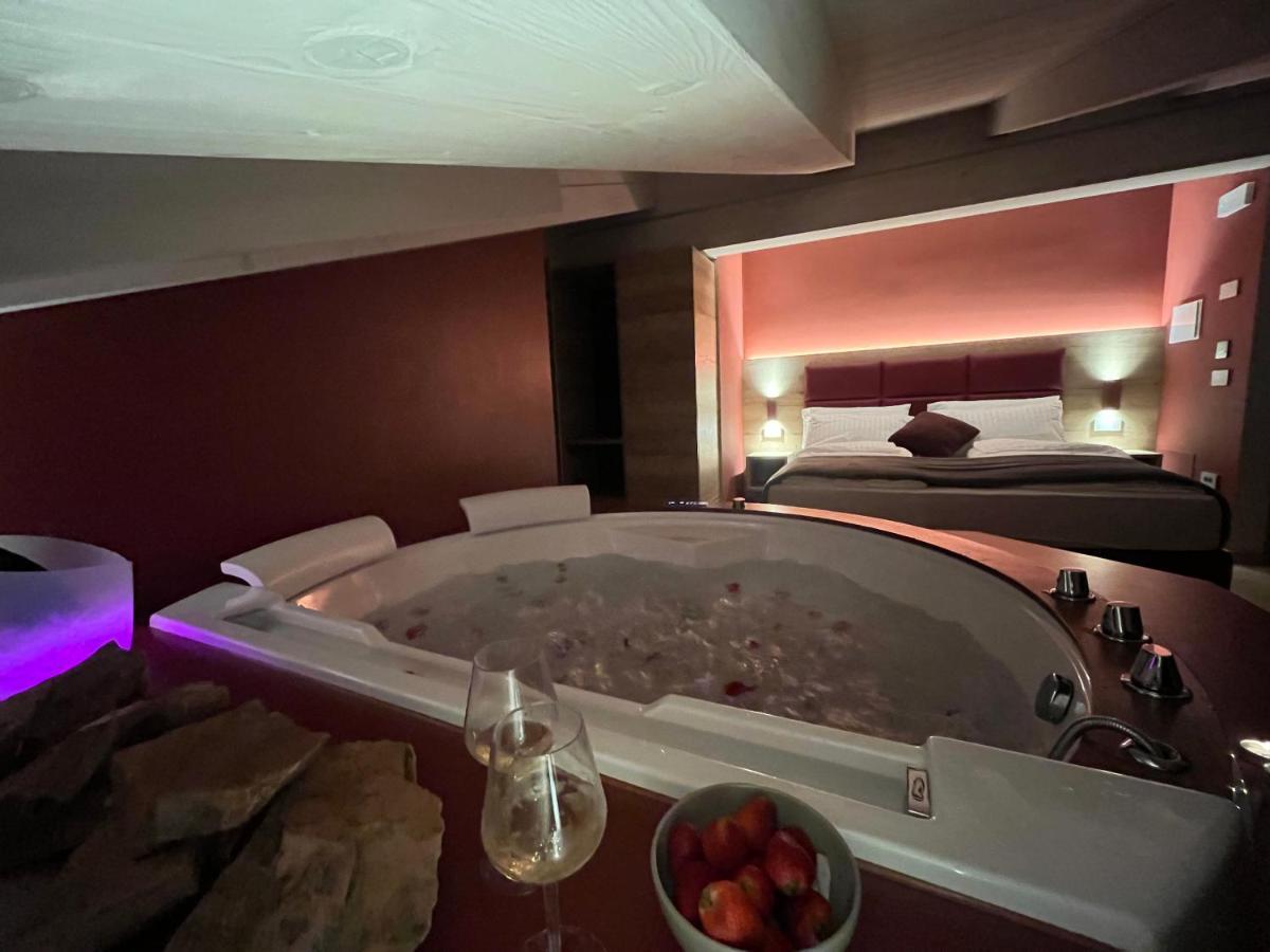 Le Rocce Val Di Non - Quality Room & Breakfast Tassullo Exterior photo
